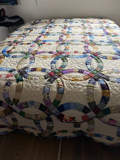 Amish Quilt (Wedding Ring) Queen size
