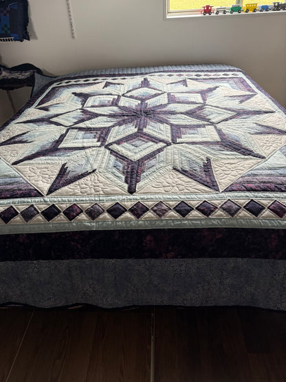 Amish Quilt (Mariner’s Star) King or Queen