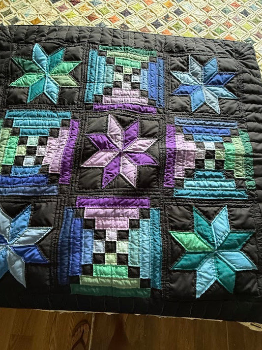 Amish made gorgeous Lap Quilt (49 x 49) - Simple Life Amish Store