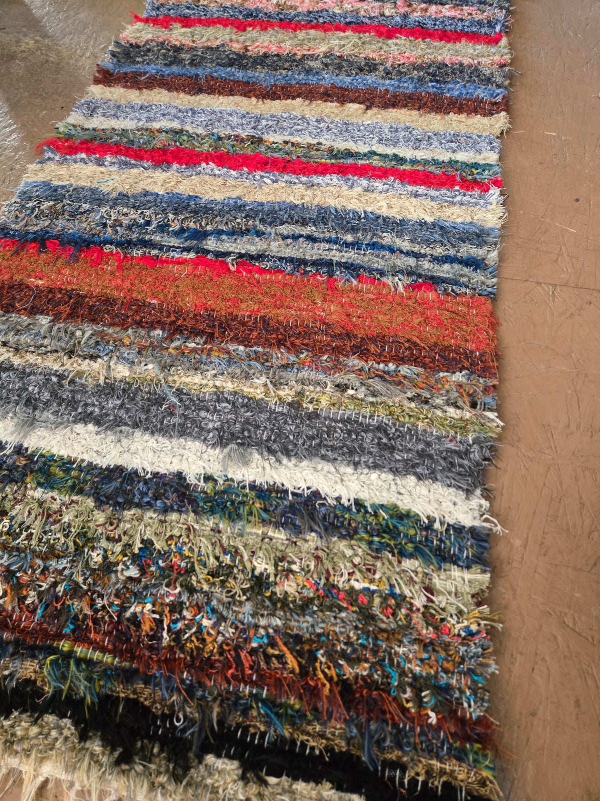 Beautiful Amish Woven Rugs 5-foot runner