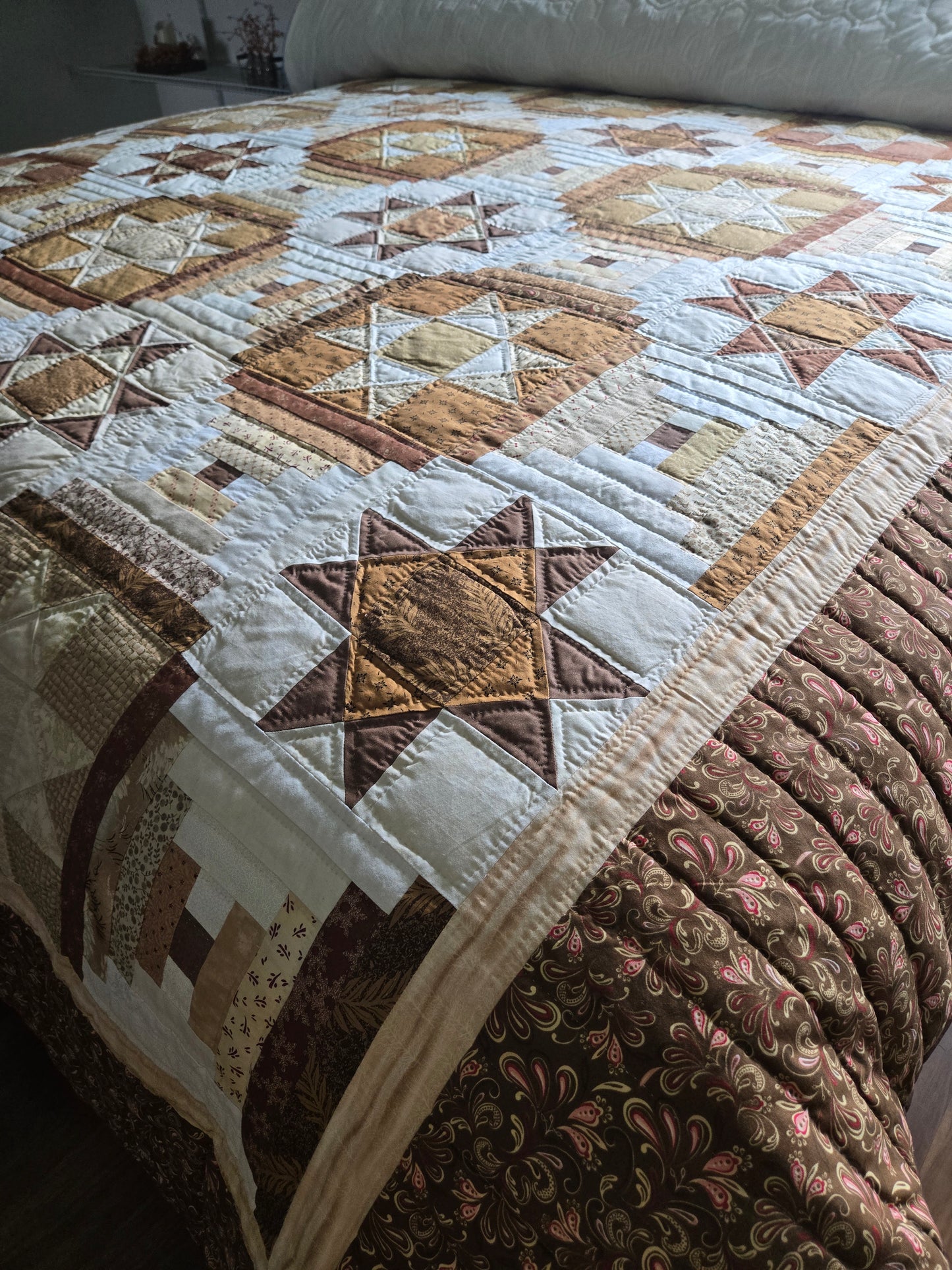 Quilt-Amish Handmade-Log Cabin Star