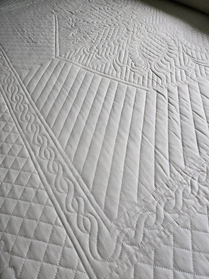 Amish Quilt (Feathered Pineapple) - Simple Life Amish Store