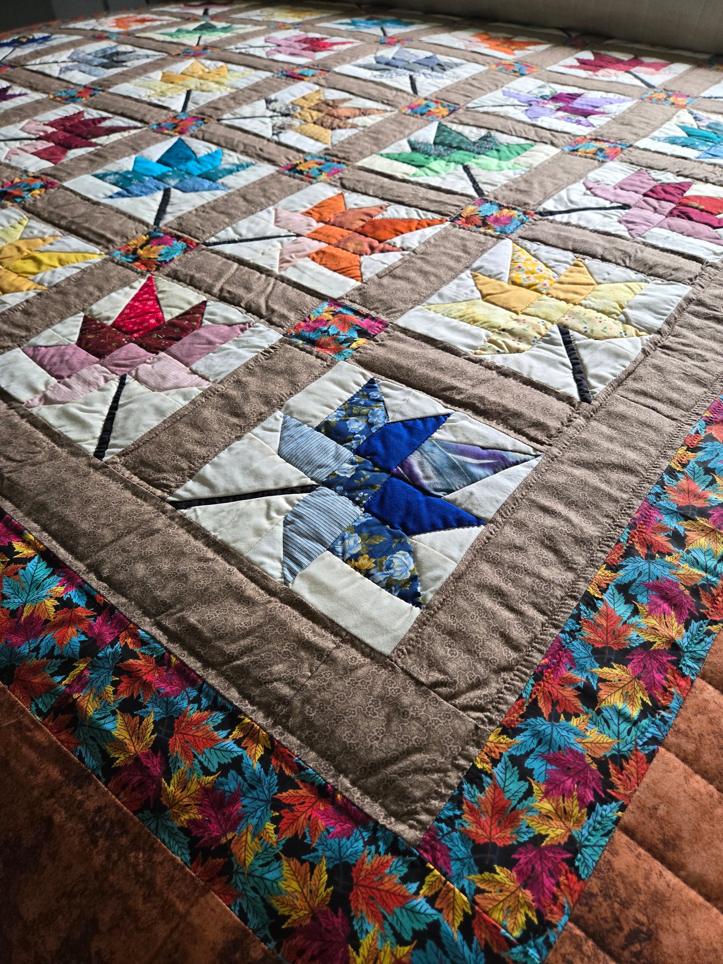 Quilt-Amish Handmade-Maple Leaf