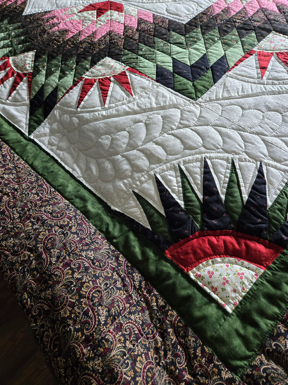 Quilt-Amish Handmade-Mariners Star